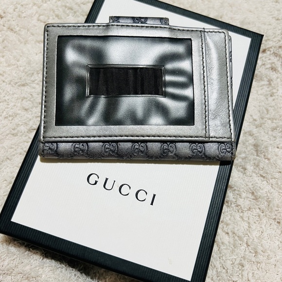Authentic Gucci platinum Card Holder wallet - Picture 3 of 5